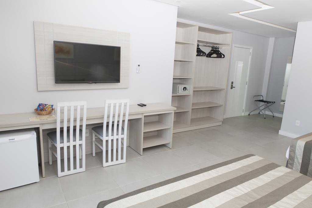Hotel Vicino Al Mare Guaruja Bilik gambar